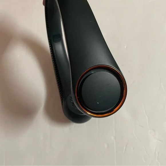 Dark Forest Green Bladeless Neck Fan, No Charger Included - Picture 5 of 8